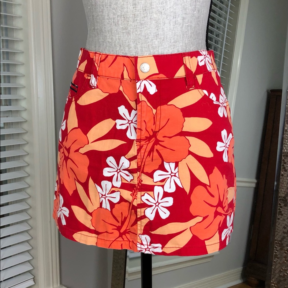 Tommy Jeans Skirt 7 EUC